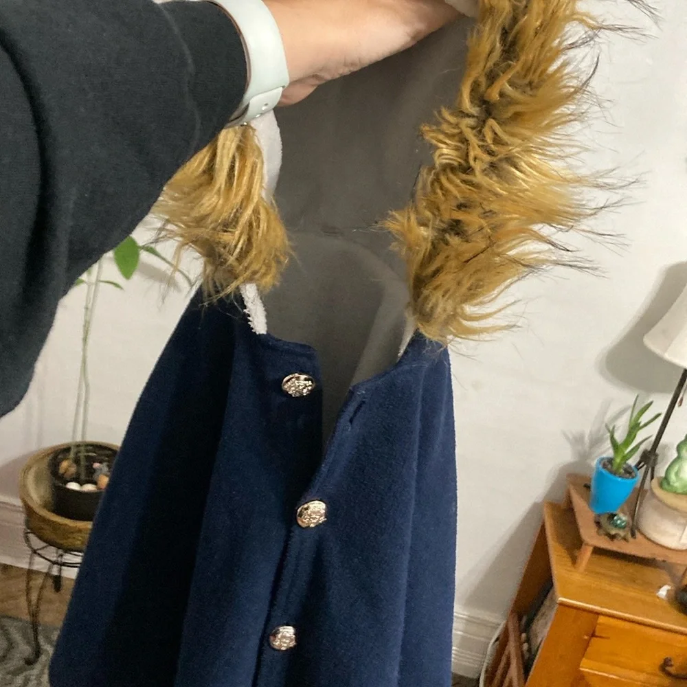 Adorable winter poncho like pea coat with a fuzzy hood size 5T